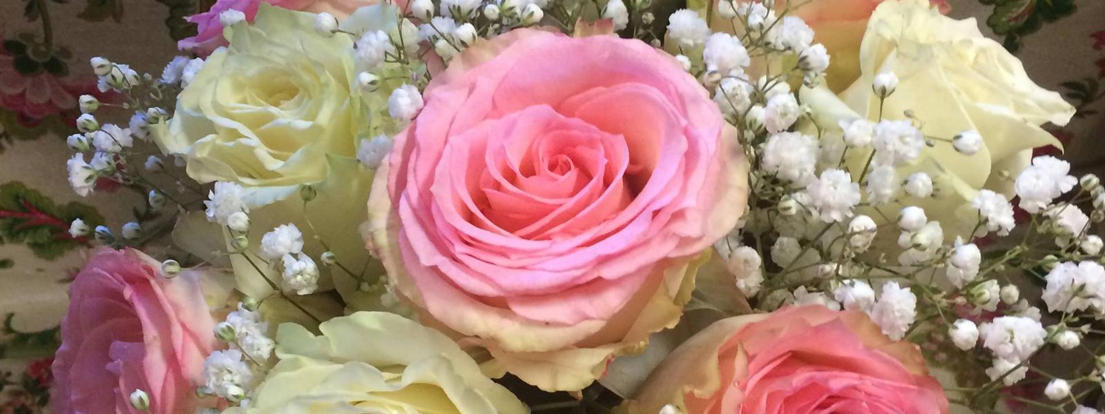 Custom floral arrangement by Distinctive Florals